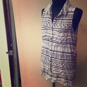 Sleeveless blouse